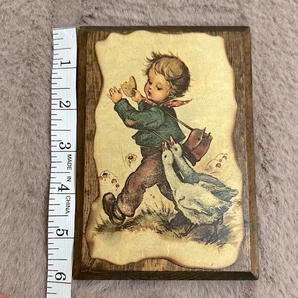 Vintage Hummel Decoupage Plaque - Picture 4 of 4